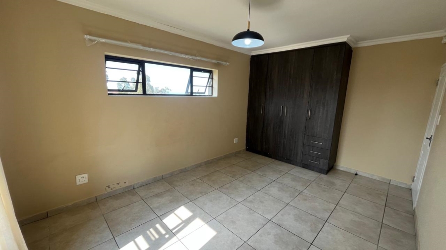 To Let 4 Bedroom Property for Rent in Fountains Estate Eastern Cape
